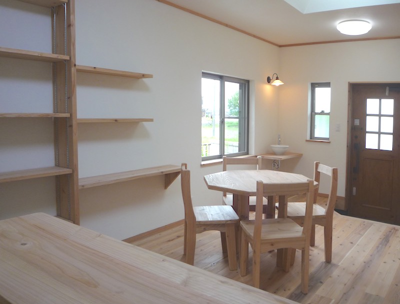 自然派薬局ぎんのもりの店内